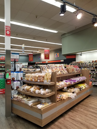 Supermarket «Lucky», reviews and photos, 815 Marina Village Pkwy, Alameda, CA 94501, USA