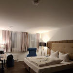 Photo n°1 de l'avis de Selia.. fait le 18/10/2020 à 10:51 sur le  ACHAT Hotel Stuttgart Zuffenhausen à Stuttgart