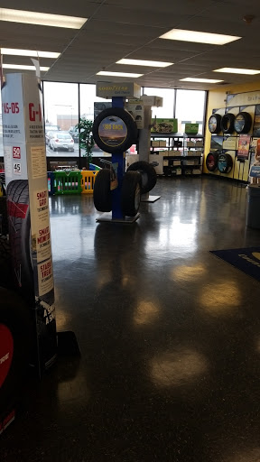 Tire Shop «COUNTRY ROADS TIRE & AUTO», reviews and photos, 629 Williamsport Pike, Martinsburg, WV 25404, USA