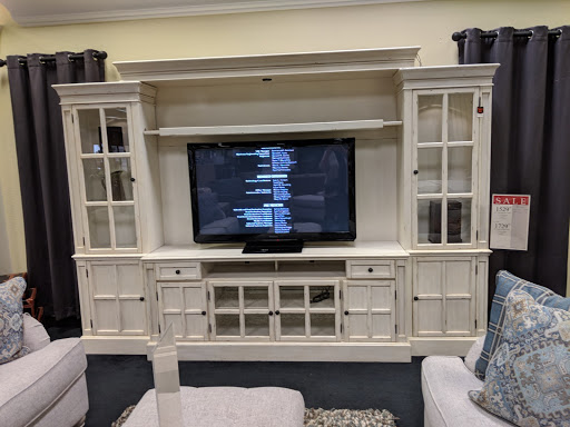 Furniture Store «Mor Furniture for Less», reviews and photos, 5156 N Blackstone Ave, Fresno, CA 93710, USA