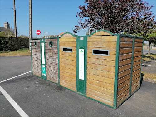 Centre de recyclage Conteneur à Verre - Roussay Sèvremoine