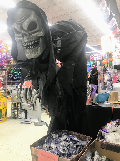 Party Store «Party City», reviews and photos, 1255 Raritan Rd #710, Clark, NJ 07066, USA
