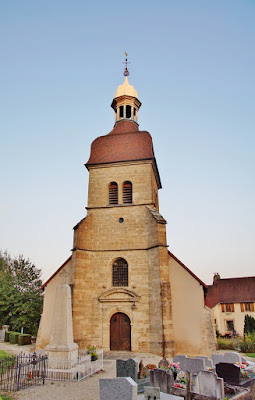Mairie - école à Saint-Lothain