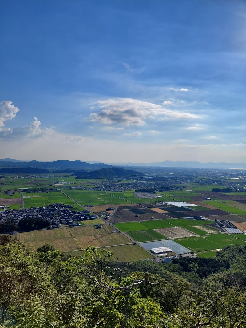 岩戸山