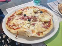 Pizza du Restaurant La Pergola à Saint-Pierre-d'Oléron - n°10