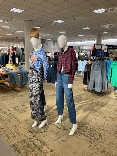 Department Store «Nordstrom Easton Town Center», reviews and photos, 4000 Worth Ave, Columbus, OH 43219, USA