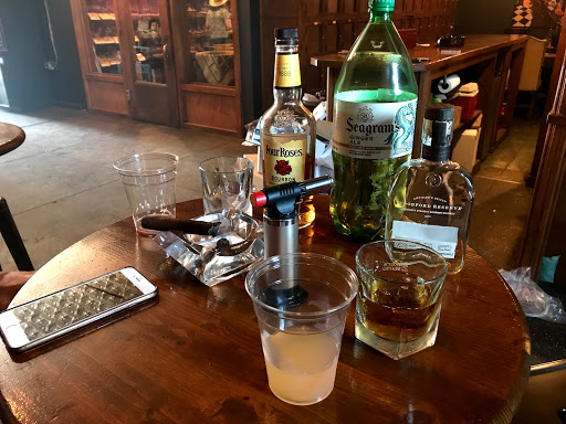 Cigar Shop «Cigar Art», reviews and photos, 504 N Bishop Ave, Dallas, TX 75208, USA