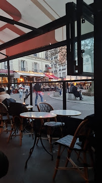 Atmosphère du Restaurant Café Delmas à Paris - n°10