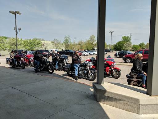 Harley-Davidson Dealer «Rubber City Harley-Davidson», reviews and photos, 1120 Main St, Cuyahoga Falls, OH 44221, USA