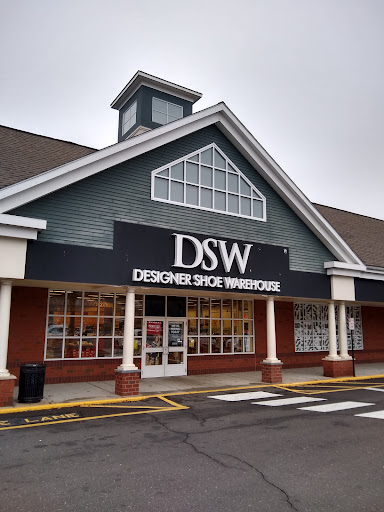 Shoe Store «DSW Designer Shoe Warehouse», reviews and photos, 113 Mill Plain Rd, Danbury, CT 06811, USA