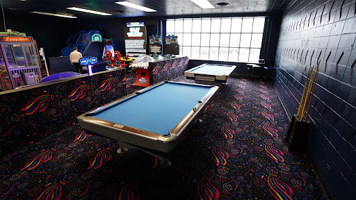 Bowling Alley «Elk Grove Bowl», reviews and photos, 53 S Arlington Heights Rd, Elk Grove Village, IL 60007, USA