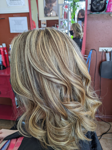 Beauty Salon «Poshe Salon», reviews and photos, 7572 NE Shaleen St, Hillsboro, OR 97124, USA