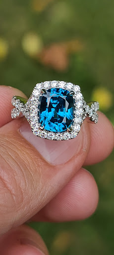 Jewelry Store «John Laughter Jewelry», reviews and photos, 1800 Hendersonville Rd, Asheville, NC 28803, USA