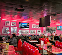 Atmosphère du Restaurant américain Memphis - Restaurant Diner à Longuenesse - n°2