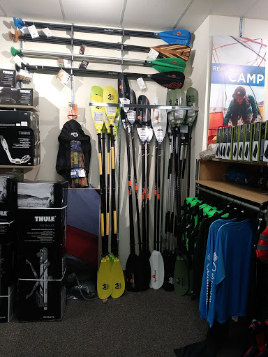 Outdoor Sports Store «Eastern Mountain Sports», reviews and photos, 1513 Iyannough Rd, Hyannis, MA 02601, USA