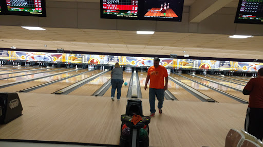 Bowling Alley «AMF Dewey Garden Lanes», reviews and photos, 4470 Dewey Ave, Rochester, NY 14612, USA