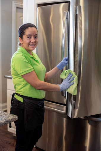 House Cleaning Service «Helping Hands Cleaning Services», reviews and photos, 381 N York St #12, Elmhurst, IL 60126, USA