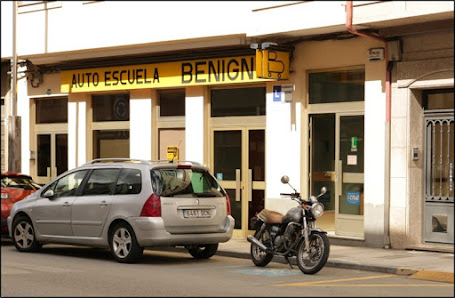 Autoescuela Benigno Rúa Sol, 59, 15100 Carballo, A Coruña, España