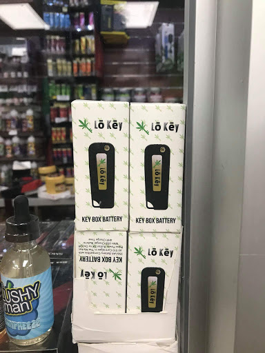 Tobacco Shop «Discount Tobacco & Vapor Shop», reviews and photos, 4867 Marlboro Pike, Capitol Heights, MD 20743, USA