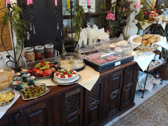 Plats et boissons hôtels Pension am Maibaum 82346 Andechs