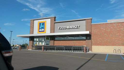 ALDI, 150 Crossroads S Dr, Wentzville, MO 63385, USA, 