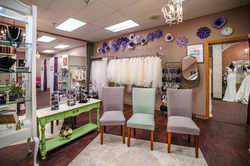 Bridal Shop «Bridal Aisle Off the Rack Boutique & Consignment», reviews and photos, 308 5th Ave SE, Osseo, MN 55369, USA