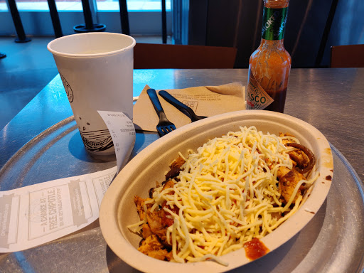 Mexican Restaurant «Chipotle Mexican Grill», reviews and photos, 1390 S Cooper St #100, Arlington, TX 76013, USA