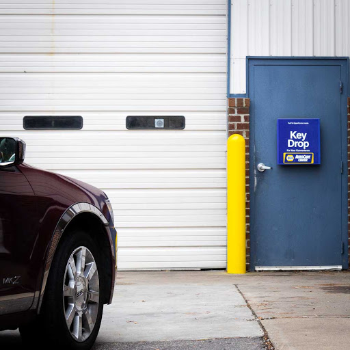 Tire Shop «Leete Tire & Auto Center», reviews and photos, 7011 Hull Street Rd, North Chesterfield, VA 23224, USA