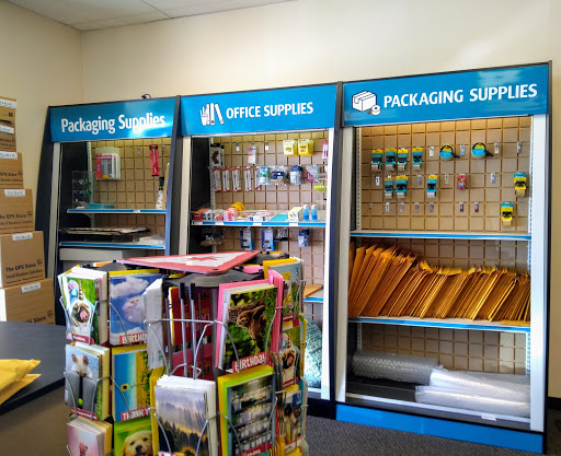 Shipping and Mailing Service «The UPS Store», reviews and photos, 871 Thornton Pkwy, Thornton, CO 80229, USA