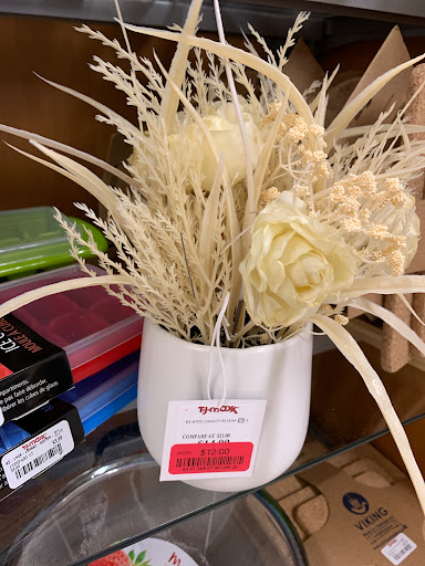 Department Store «T.J. Maxx», reviews and photos, 30965 Five Mile Road, Livonia, MI 48154, USA