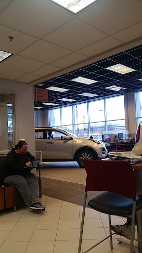 Kia Dealer «Luther Kia of Bloomington», reviews and photos, 1701 American Blvd W, Minneapolis, MN 55431, USA