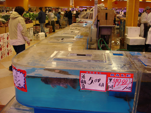 Asian Grocery Store «IOG Supermarket», reviews and photos, 19525 69th Ave, Fresh Meadows, NY 11365, USA