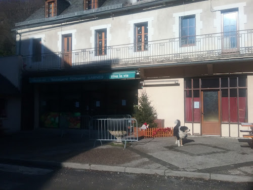 Boulangère Pâtisserie Épicerie - chez Anne et Hervé à Saint-Chély-d'Aubrac