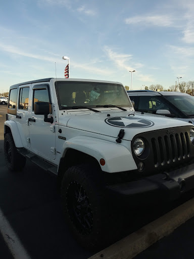 Used Car Dealer «Bob Poynter Chrysler Dodge Jeep Ram of Seymour», reviews and photos, 1873 E Tipton St, Seymour, IN 47274, USA
