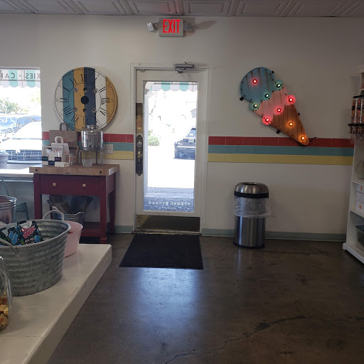 Ice Cream Shop «Sweet Provisions», reviews and photos, 8120 N Hayden Rd, Scottsdale, AZ 85258, USA