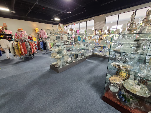 Thrift Store «Assistance League of Greater Wilmington Thrift Shop», reviews and photos, 420 Eastwood Rd #107, Wilmington, NC 28403, USA