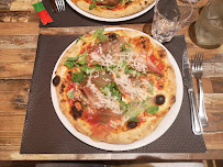 Pizza du Restaurant italien Restaurant Pizzeria IL VESUVIO à Clonas-sur-Varèze - n°15