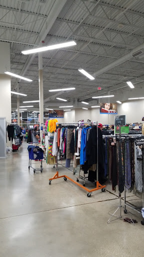 Thrift Store «Goodwill Store & Donation Center», reviews and photos, 123 S Weber Rd, Bolingbrook, IL 60490, USA
