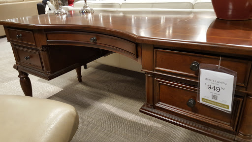 Furniture Store «Havertys Furniture», reviews and photos, 6731 North Point Pkwy, Alpharetta, GA 30022, USA