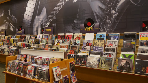 Book Store «Barnes & Noble», reviews and photos, 11 W Hillsdale Blvd, San Mateo, CA 94403, USA