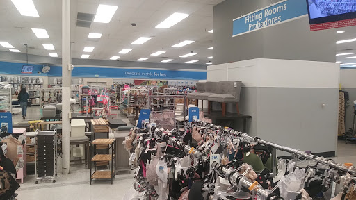 Clothing Store «Ross Dress for Less», reviews and photos, 5635 Woodruff Ave, Lakewood, CA 90713, USA