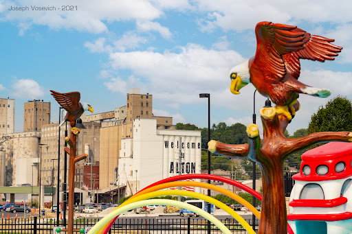 Amphitheater «The Liberty Bank Alton Amphitheater», reviews and photos, 1 Riverfront Dr, Alton, IL 62002, USA