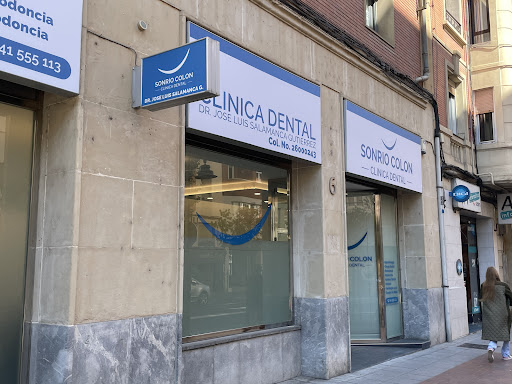 Clínica dental Sonrío Colón en Logroño
