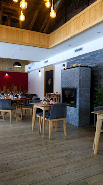 Atmosphère du Restaurant de cuisine européenne moderne L'atelier de Jacky à La Chapelle-d'Abondance - n°15