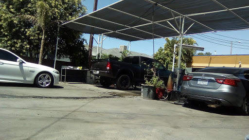McKinley Hand Car Wash en Fresno