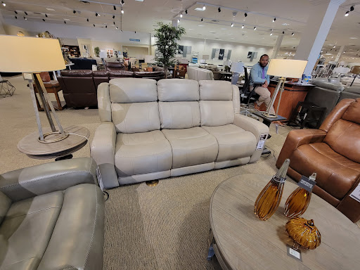 Furniture Store «Havertys Furniture», reviews and photos, 8905 US-19, Port Richey, FL 34668, USA