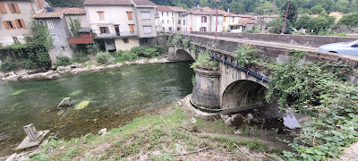 Pont de Lacourt sur le Salat à Lacourt