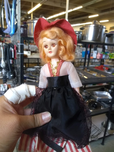 Thrift Store «Thrift Town», reviews and photos, 410 El Camino Ave, Sacramento, CA 95815, USA