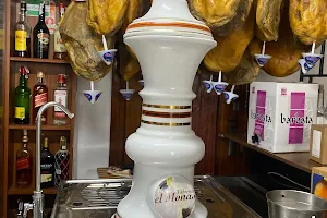 la taberna del monas image