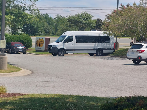 American Restaurant «Cracker Barrel Old Country Store», reviews and photos, 3701 Elmsley Ct, Greensboro, NC 27406, USA